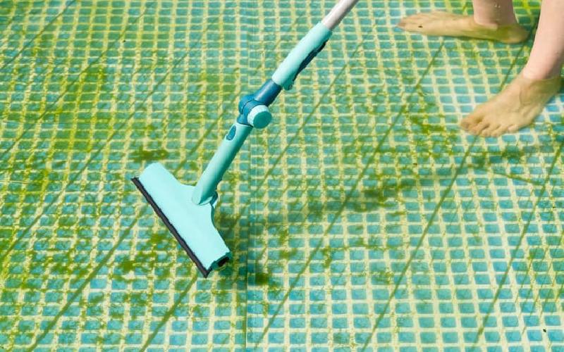 Pool Cleaning & Repairs in 